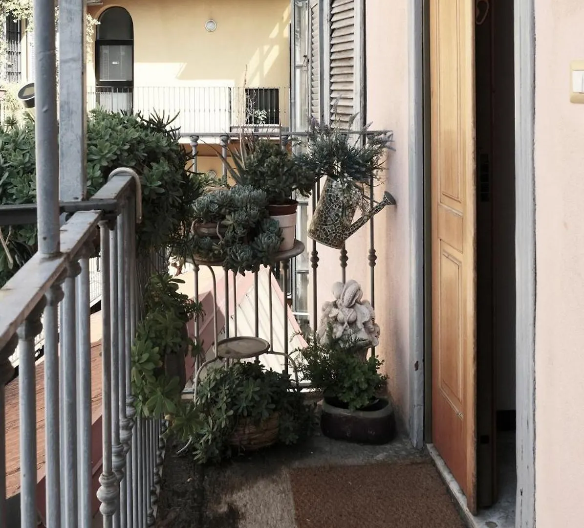 Comecasa Da Chiaretta Milaan Appartement